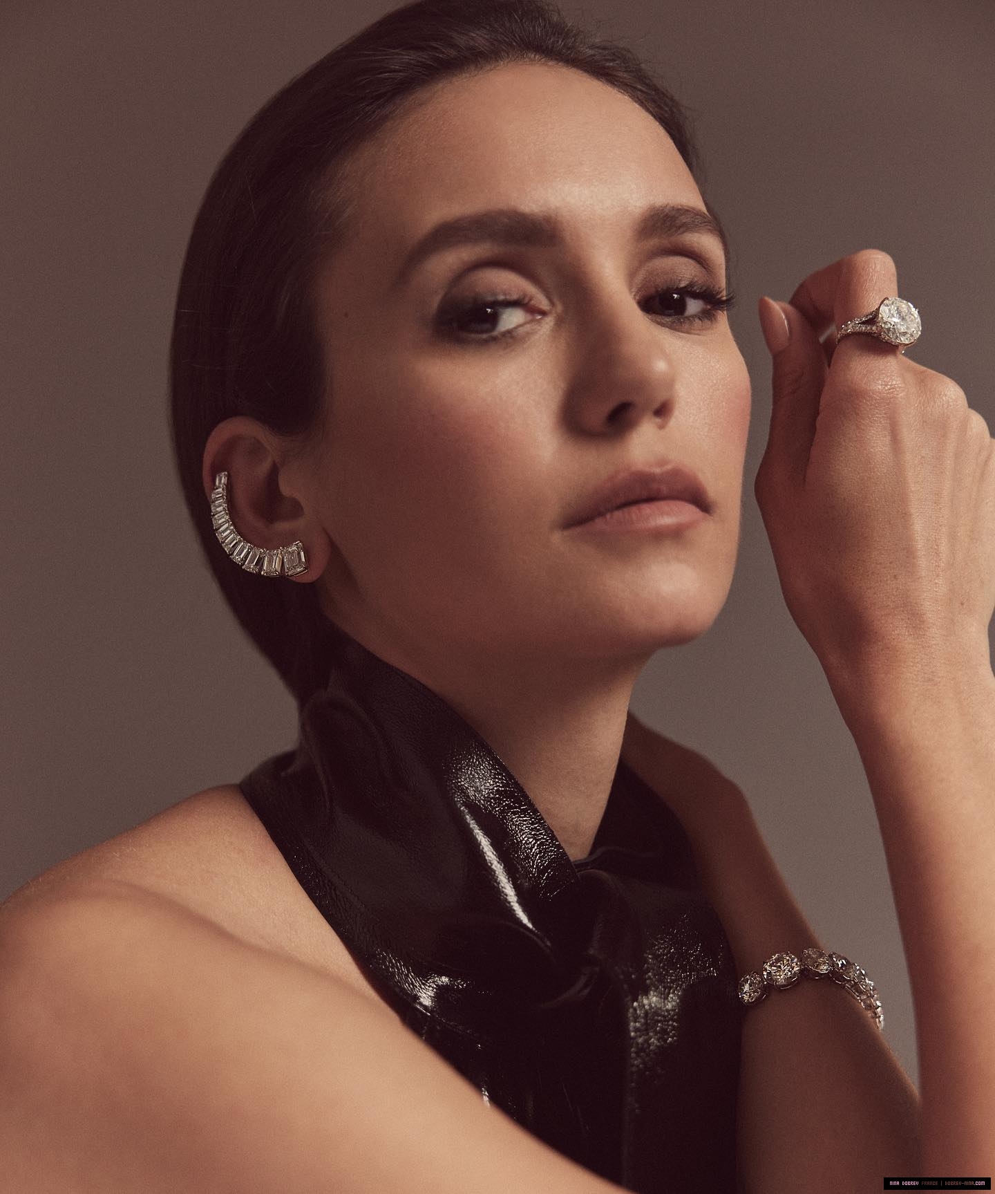 https://prikachi.net/images/2025/09/22/dobrev-nina_com_0065.jpg